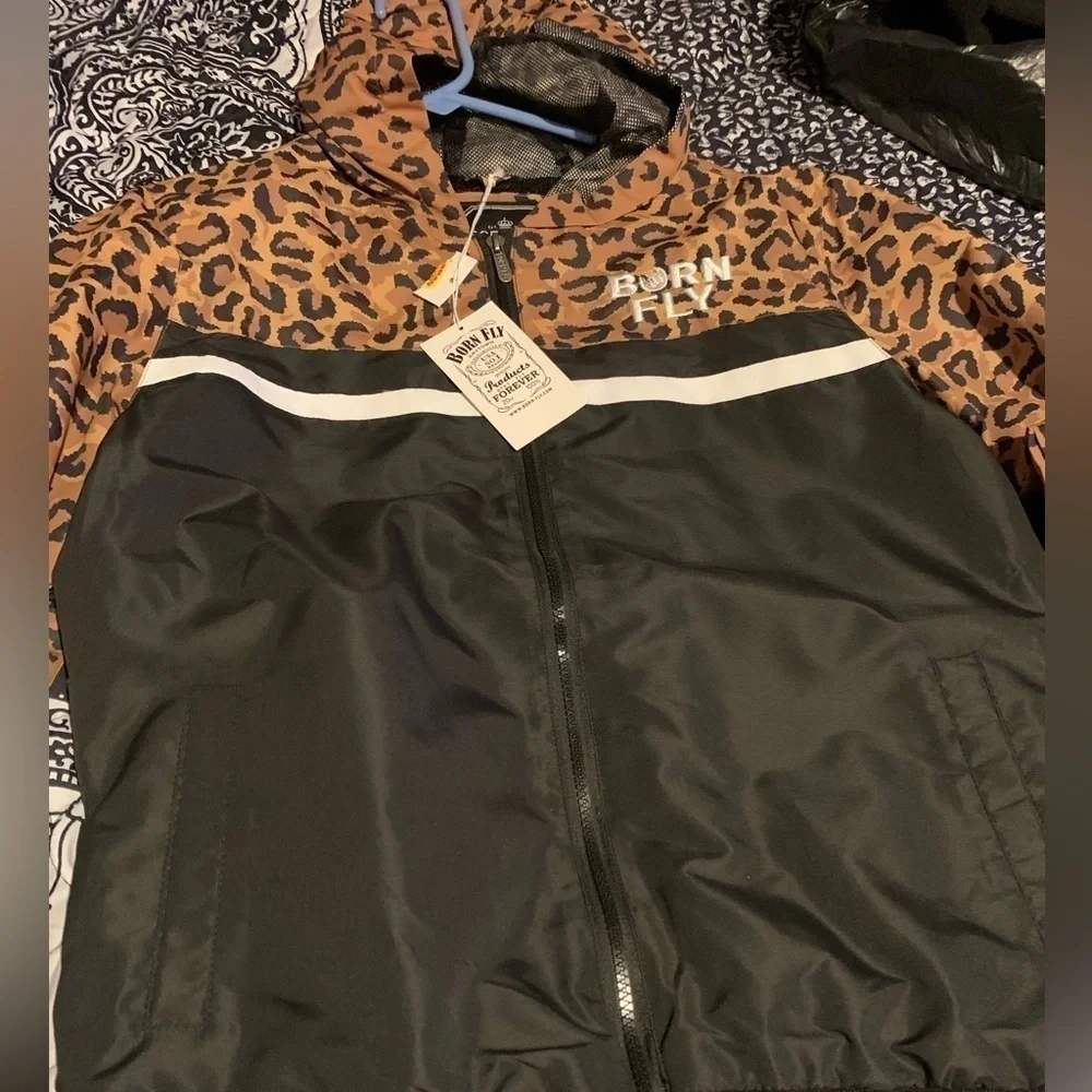 NWT Born Famous streetwear brand windbreaker jacket.  Kids 14-16
